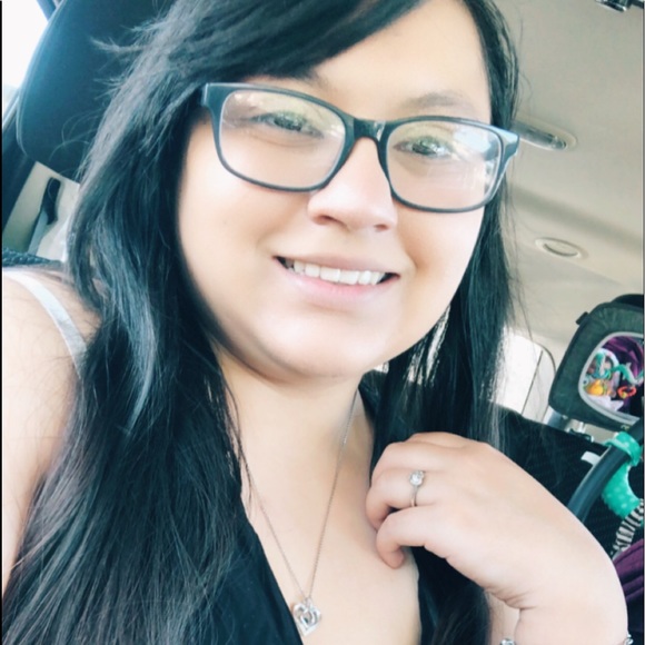 Meet your Posher, Brianna - Picture 1 of 1